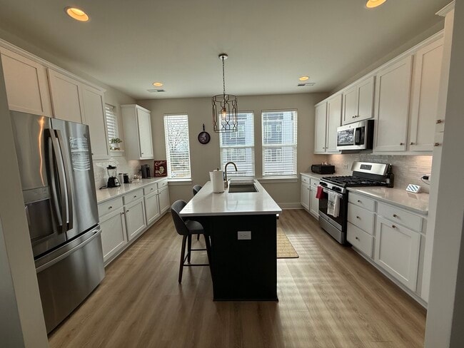 Photo - 219 S Bruns Ave