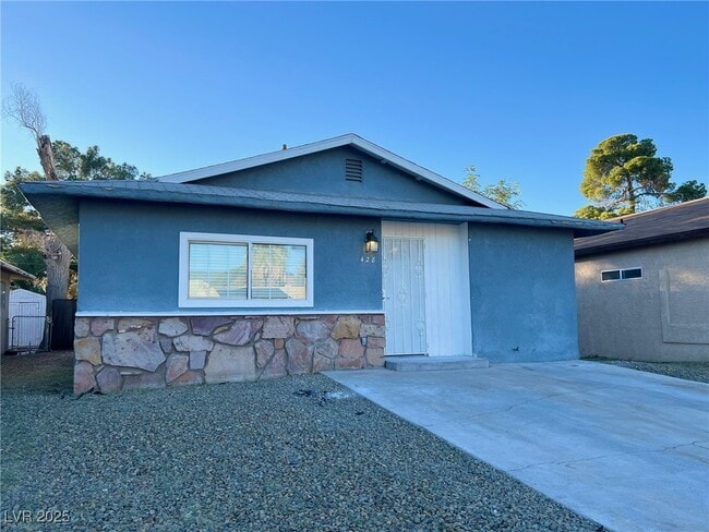 Photo - 428 S Beaumont St