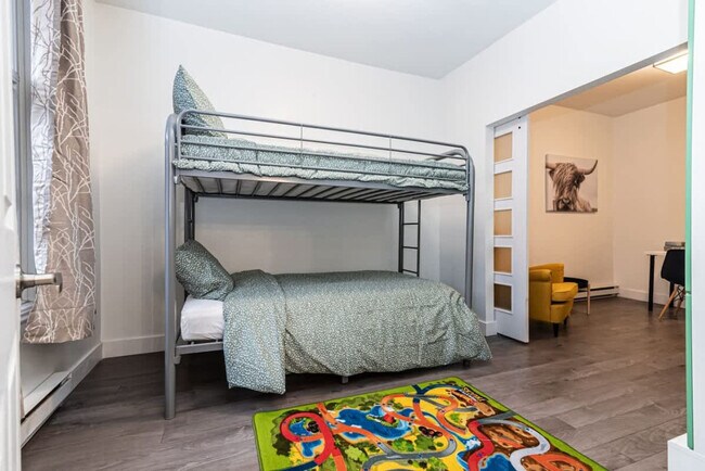 Photo - 4010 Rue Hochelaga Unit SI ID1543112P