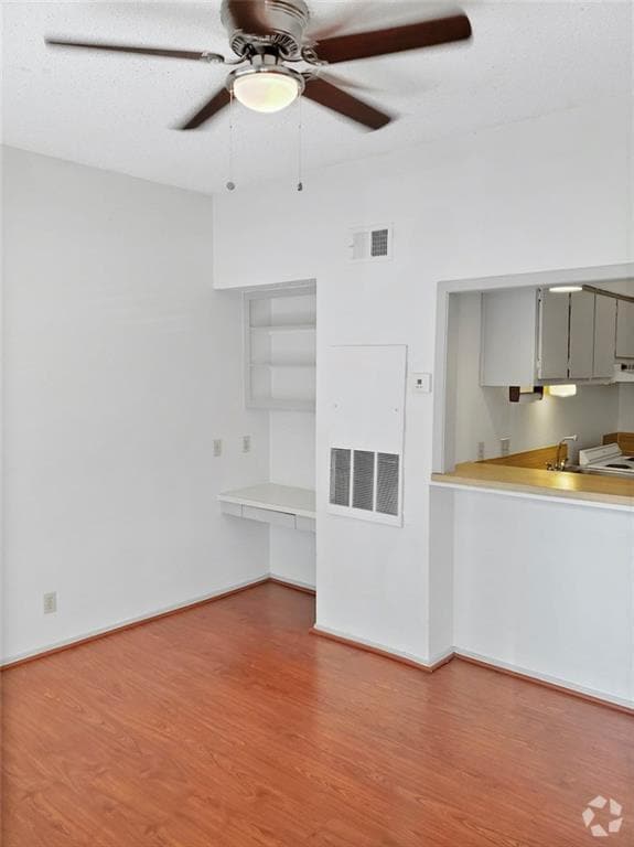 Building Photo - 3000 Guadalupe St Unit 112 Rental