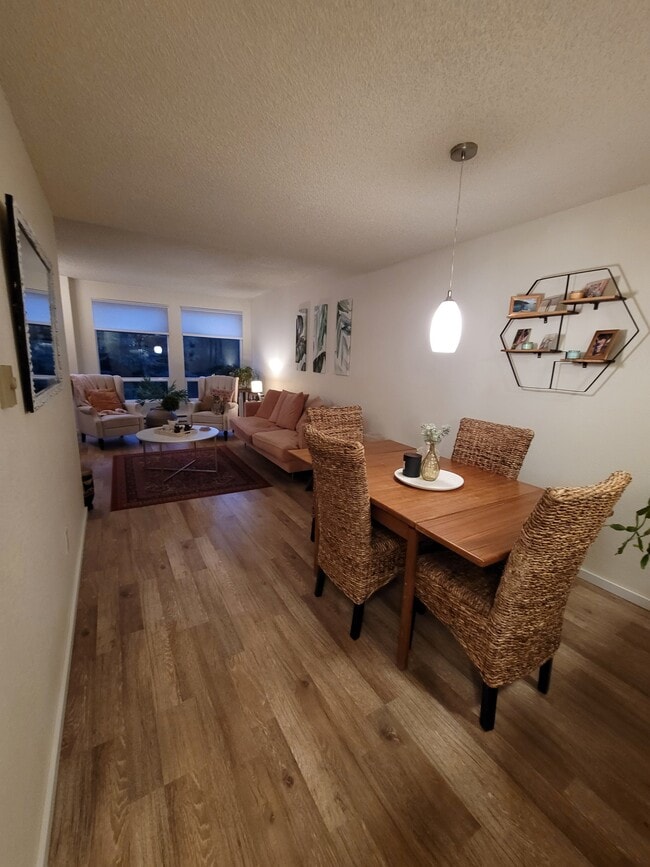 Building Photo - 15707 4th Ave S Unit 23