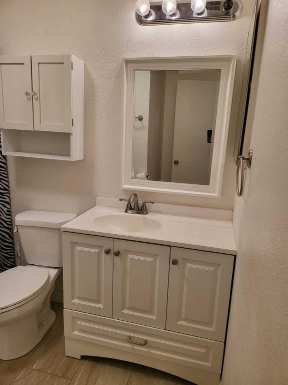 Photo - 426 Cherry Ln