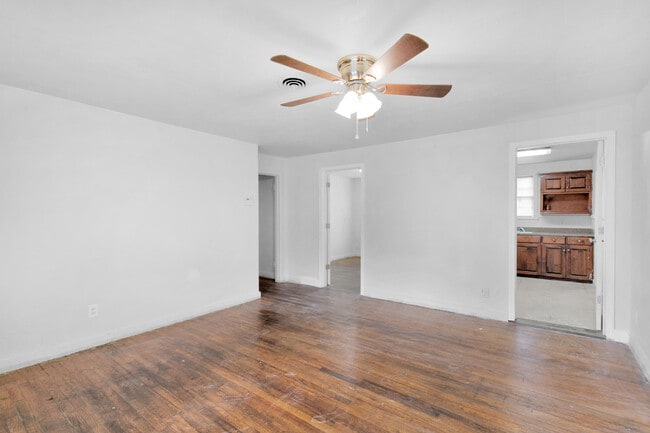 Photo - 1712 Perch Dr