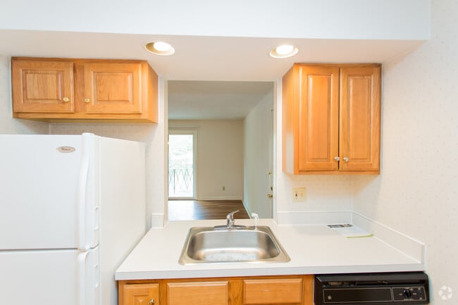 Royal Crest Nashua