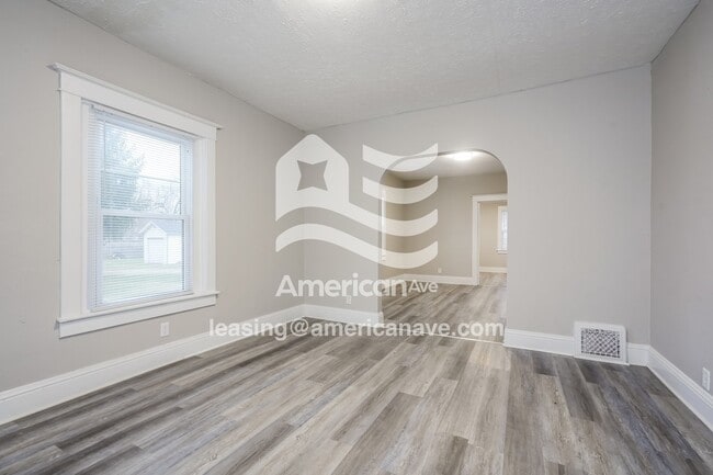 Photo - 237 W Garfield Ave