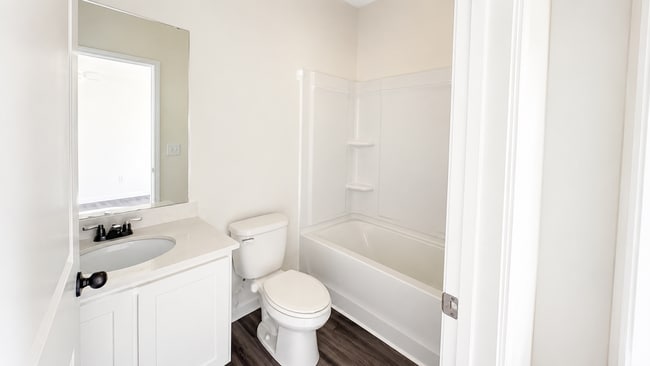 Photo - 512 Pender Woods Dr