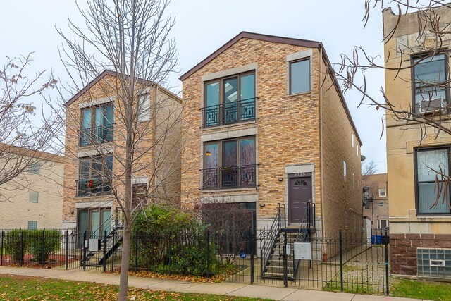 Photo - 2715 W Washington Blvd Condo Unit 1