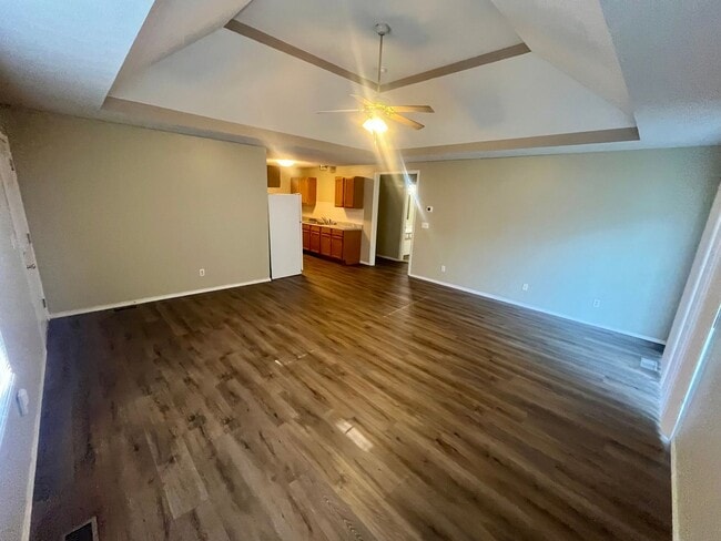 Photo - 1327 Carriage Ct