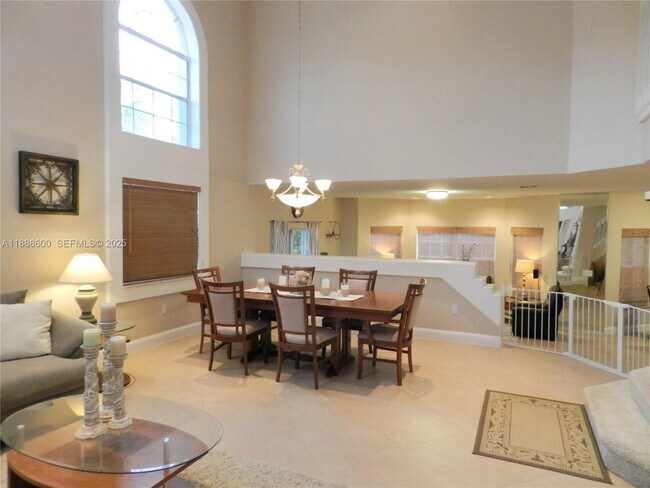 Photo - 210 La Costa Ct