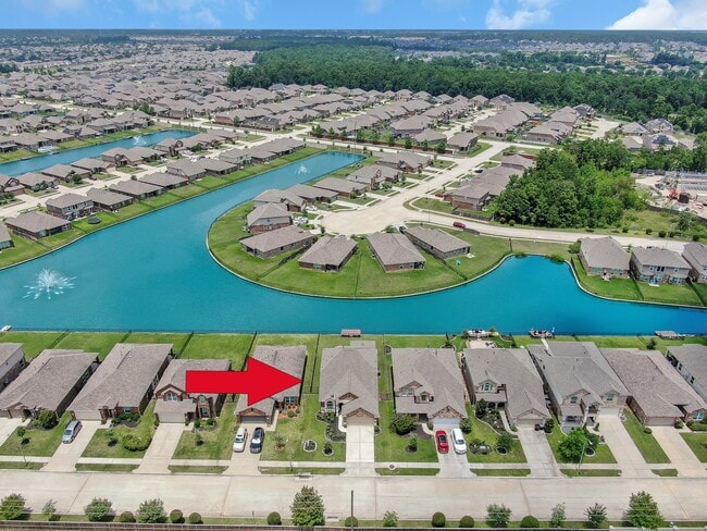 Building Photo - 3791 Lake Bend Shore Dr