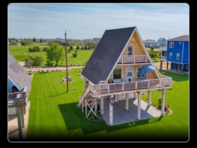 Photo - 222 Sandpebble Pl