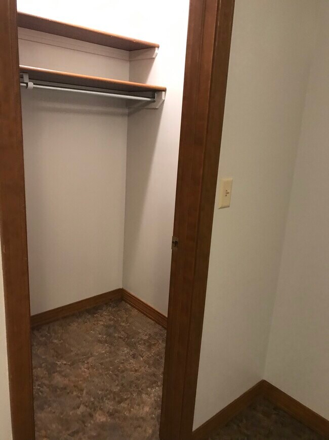 Photo - 502 W 39th St