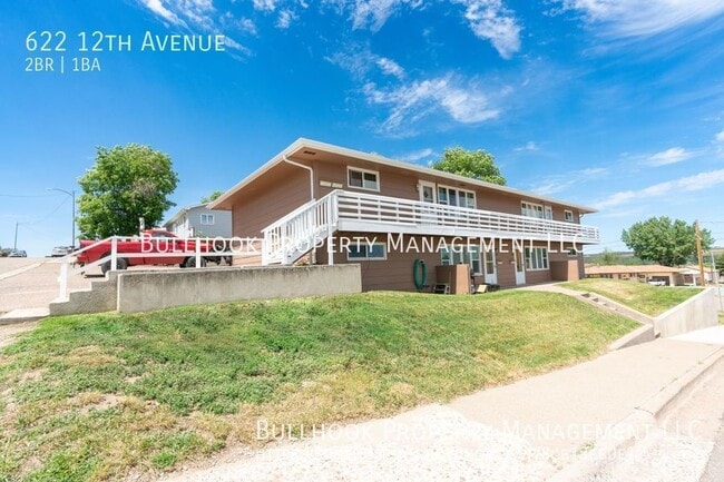 Photo - 622 12th Ave