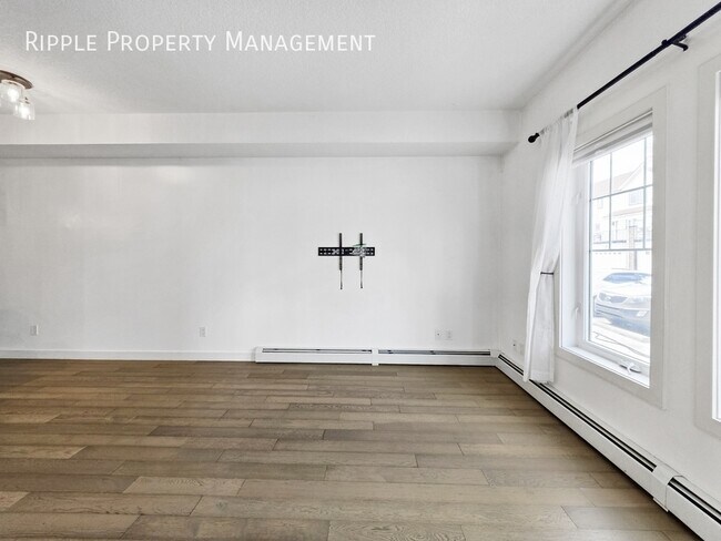Photo - DESIRABLE 2 BEDS, 2 BATHS CONDO UNIT | CONVENIENCE RIGHT BY ROYAL OAK CENTRE Unit 126