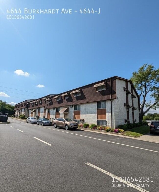 Building Photo - 4644 Burkhardt Ave Unit 4644-J