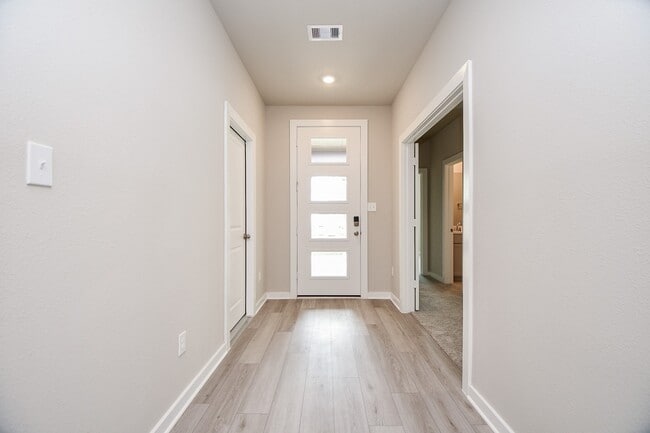 Building Photo - 5122 juniper lagoon Rental