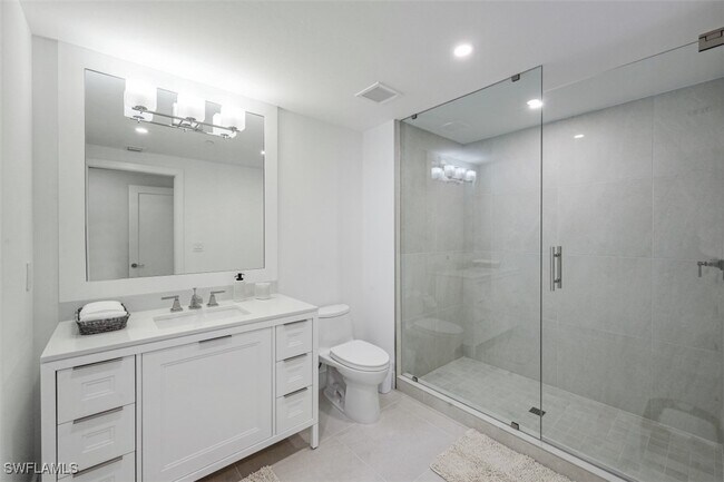 Building Photo - 13935 Old Coast Rd Unit 1703