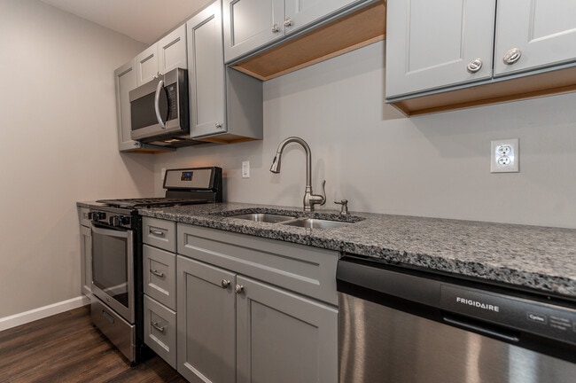 Photo - 217 Kaercher St Unit 1