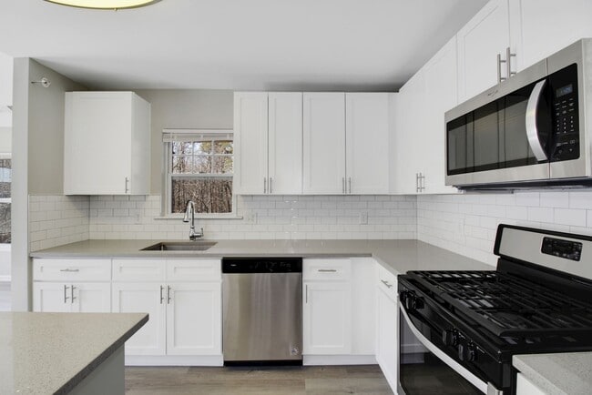 Photo - Cascades at Tinton Falls