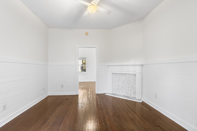 Photo - 609 Mercer St