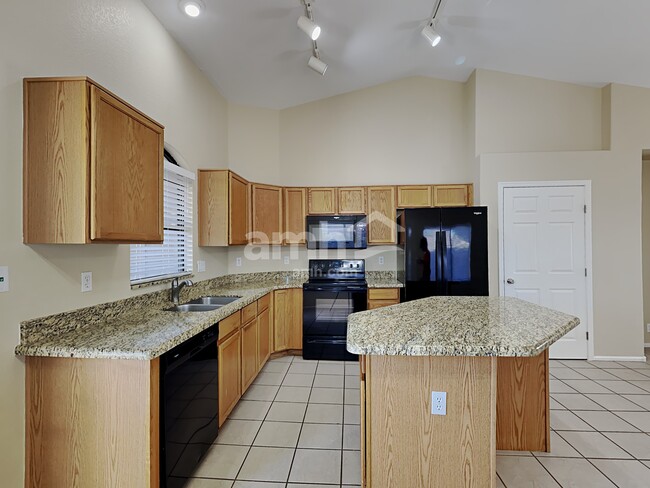 Photo - 8746 W Cherry Hills Dr