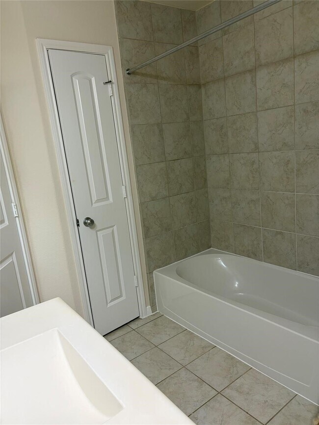 Photo - 14915 Silver Br Trl