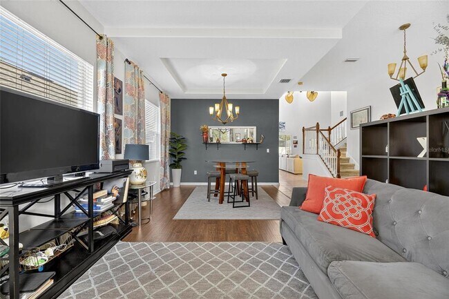 Photo - 3007 Silvermill Loop