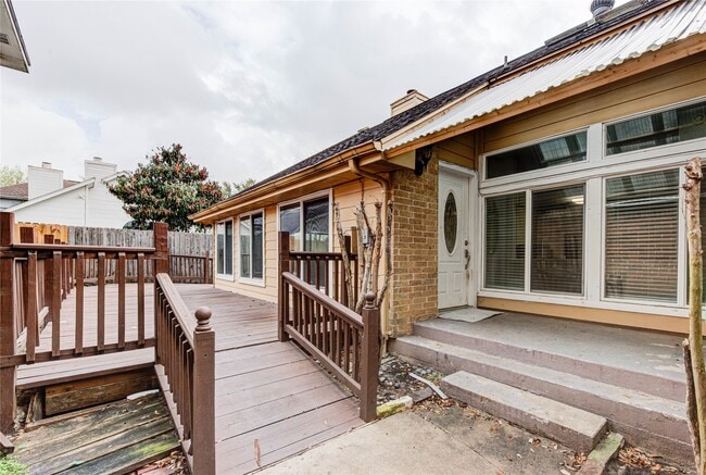 Photo - 2122 Paso Rello Dr