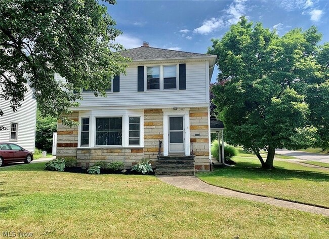 Building Photo - 3932 Meadowbrook Blvd