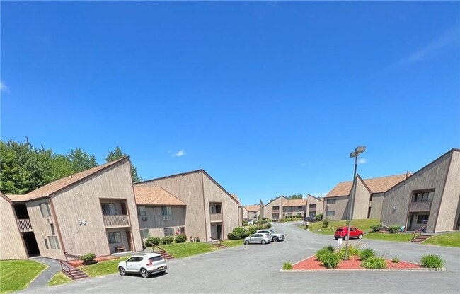 Building Photo - 60 Davos Pointe Unit B-8 Rental