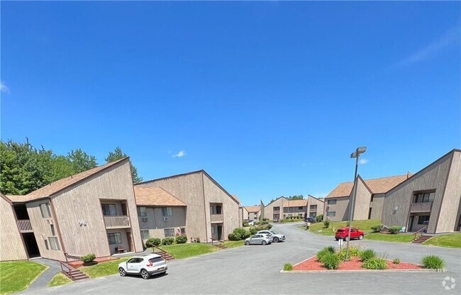 Building Photo - 60 Davos Pointe Unit B-8 Rental