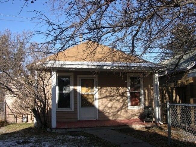 Building Photo - 510 1/2 W Front, Livingston MT 59047