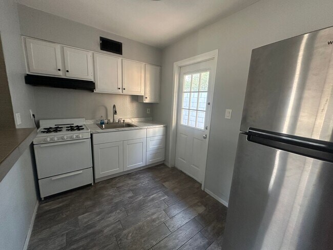 Photo - 1 bed 1 bath Townhome Unit 1