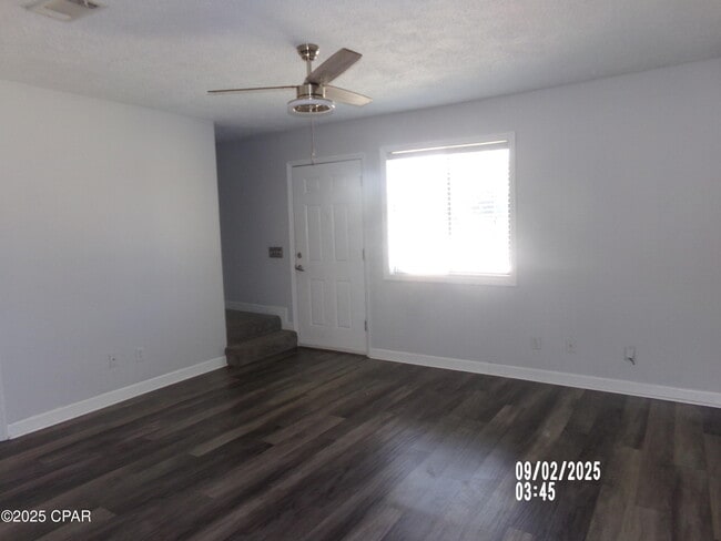 Photo - 420 Venetian Way