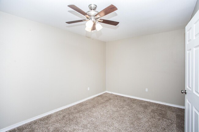 Photo - 3313 29th St