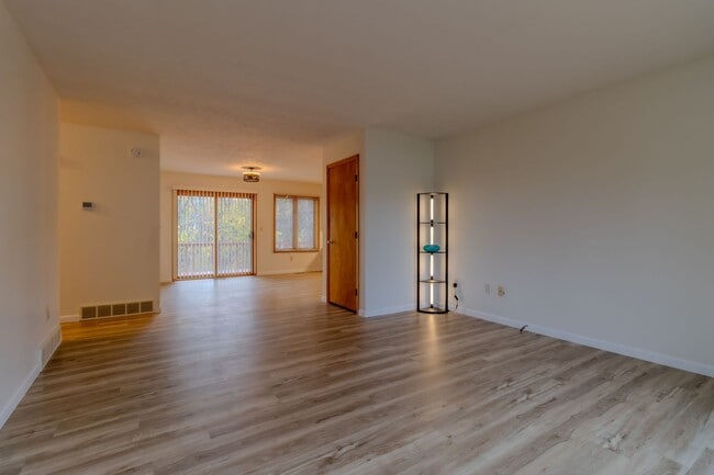 Photo - Bright, Beautiful, and Effortlessly Move-In Ready