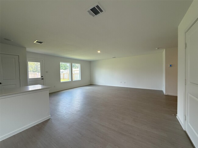Photo - 25777 John Wayne Dr
