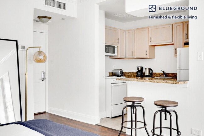 Photo - 200 E Chestnut St Unidad SI FL17-ID620