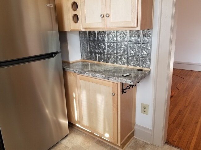 Lower cabinet - 143 W 1st Ave Unit 143