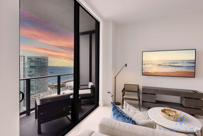 Building Photo - 601 NE 1st Ave Unit ID1227557P Rental