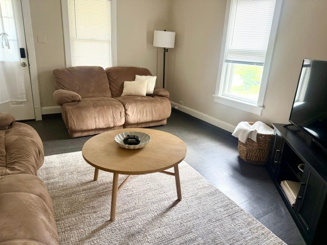 Sala de estar - 819 W Commercial St