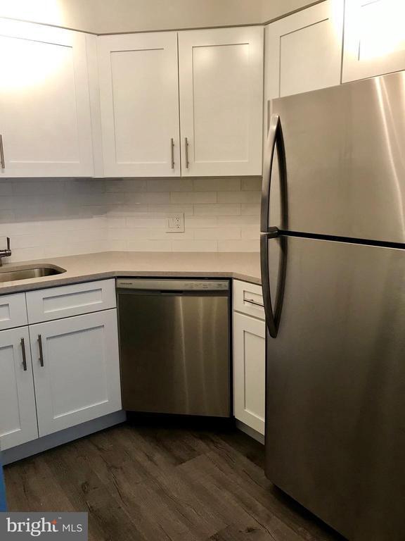 Photo - 2020 Walnut St Unit 10J