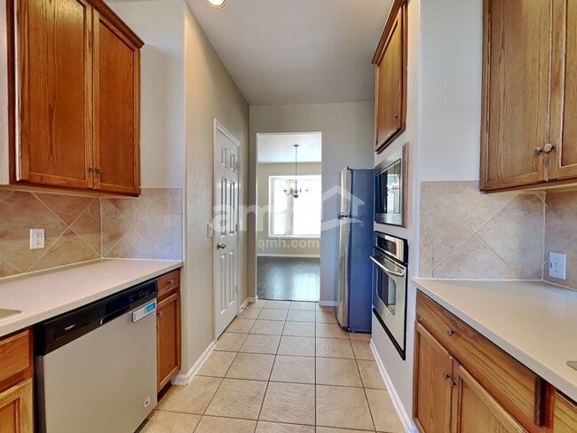 Photo - 2844 S Serrano