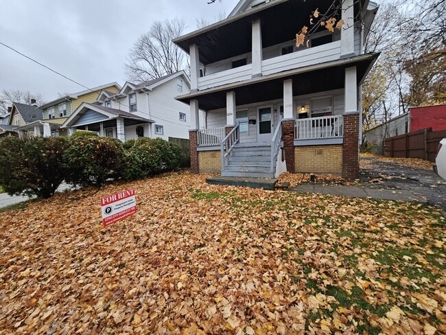 Photo - 3294 W 111th St