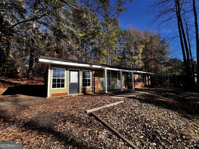 Building Photo - 629 W Main St Rental
