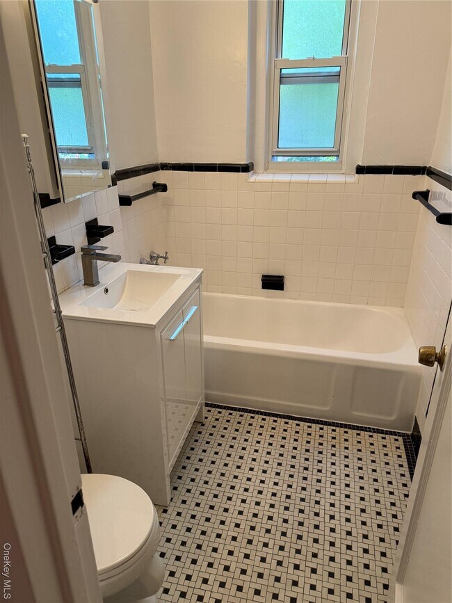 Photo - 55 Grand Ave Unit 1C