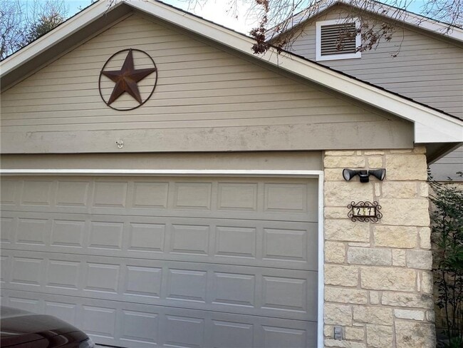 Photo - 27 Par View Dr