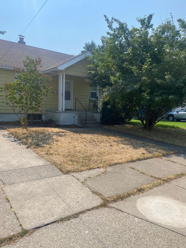 Building Photo - Don't Miss This Northwest Area 2 Bedroom 1... Rental
