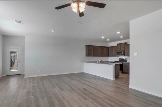 Photo - 2853 Hancock Ln