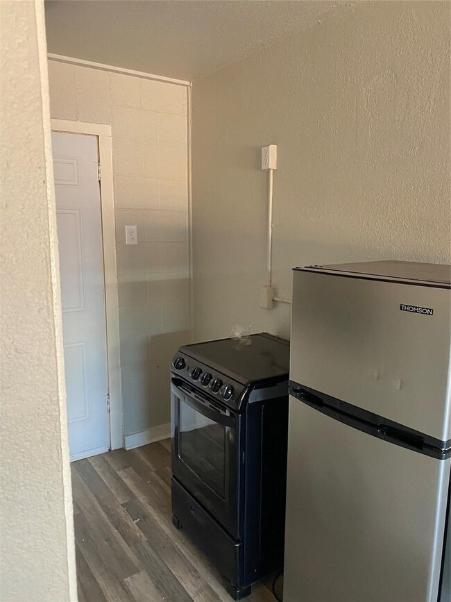 Photo - 526 E N 7th St